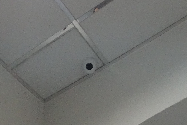 Установка купольной камеры на потолок