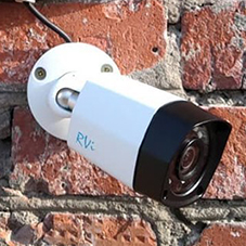 Уличная камера видеонаблюдения с разрешением FullHD