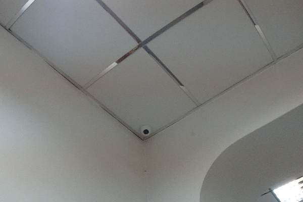 Установка купольной камеры на потолок номер 2